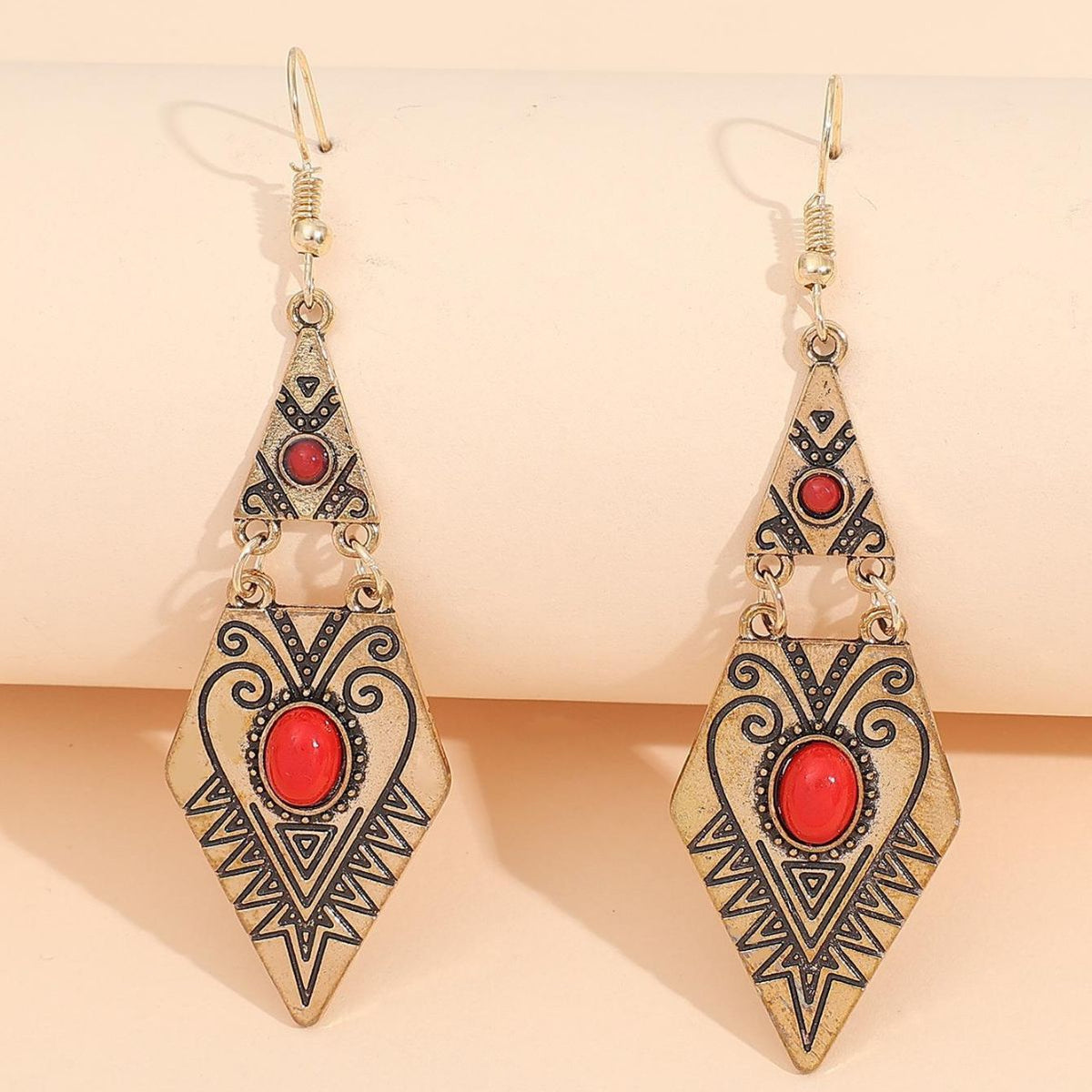 Charming Earring for Any Occasion