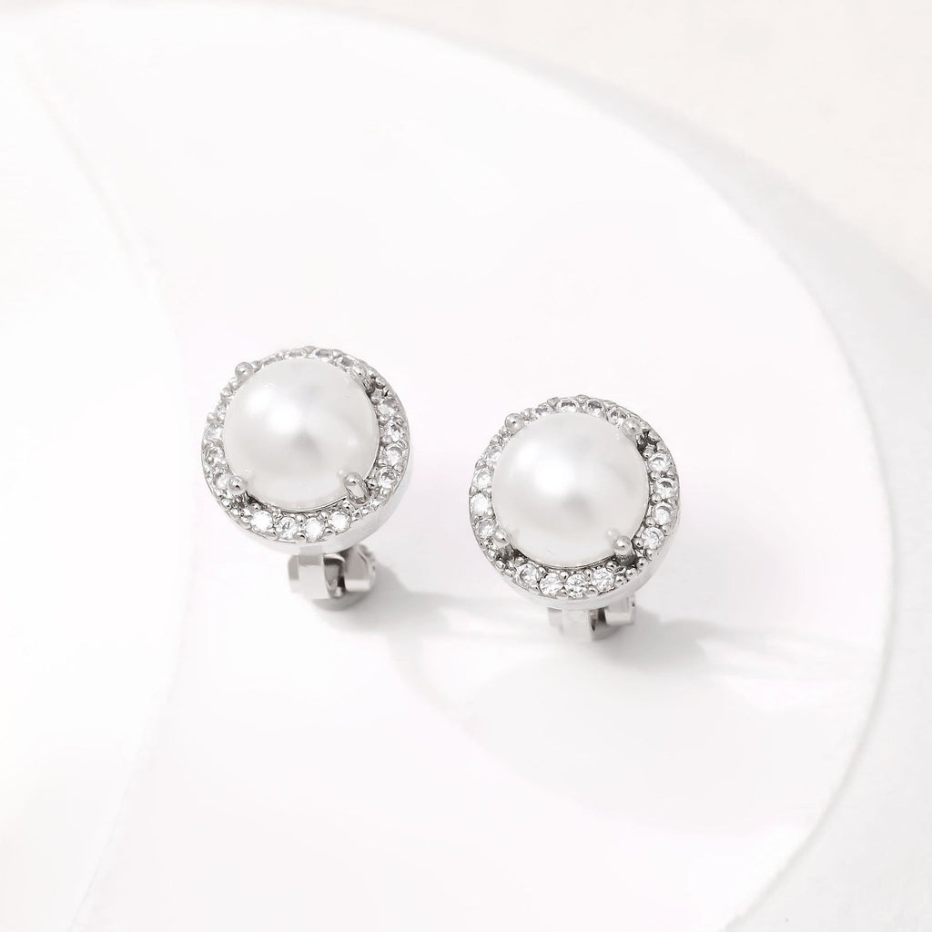 Romantic Pearl Earring for Special Moments