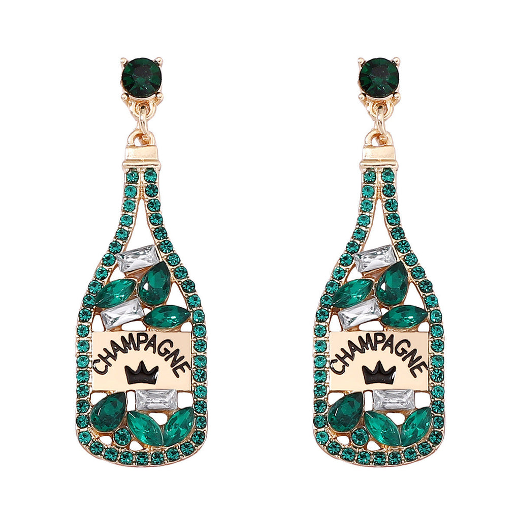 Charming Earring for Any Occasion