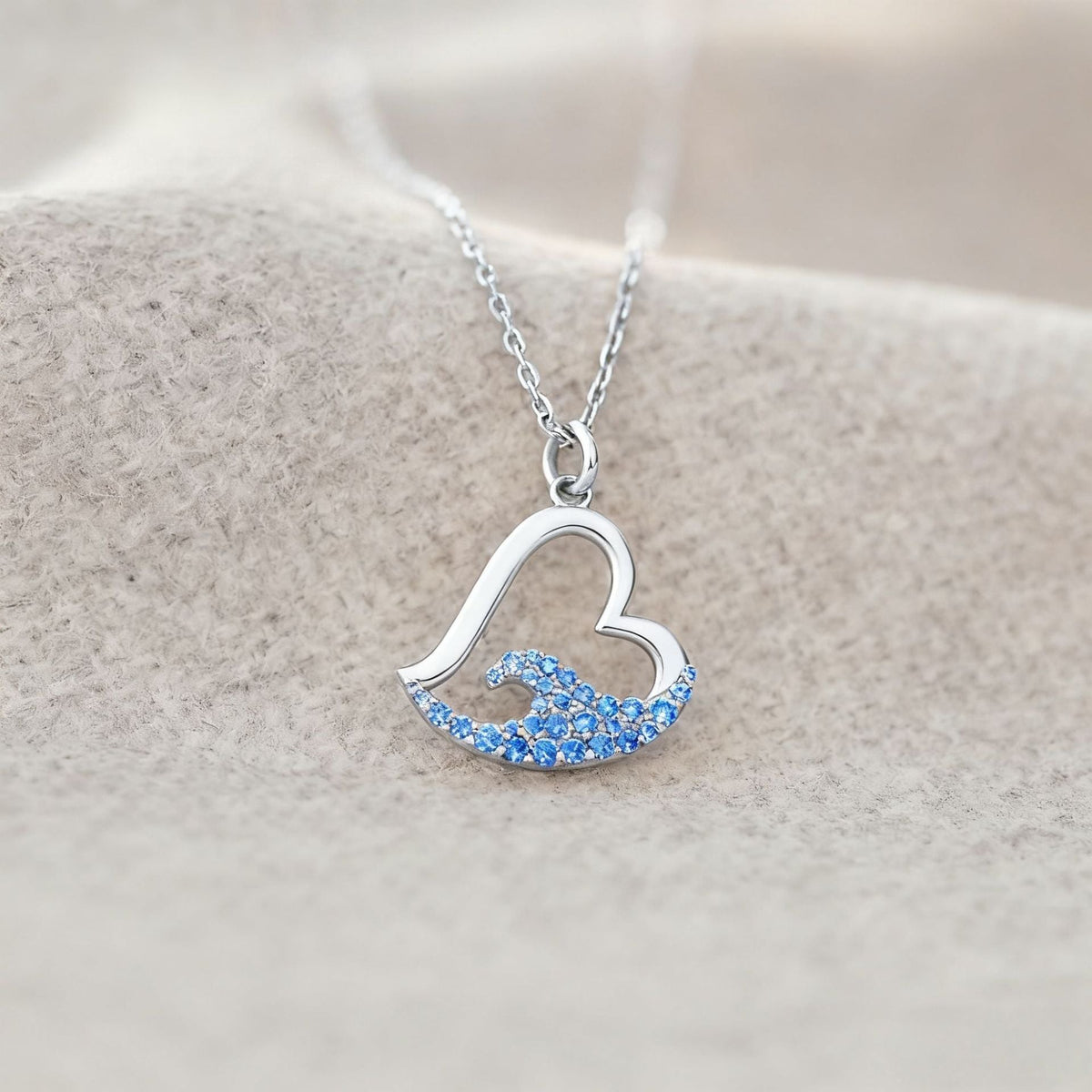 Stunning Necklace for Daily Wear
