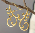 Charming Earring for Any Occasion