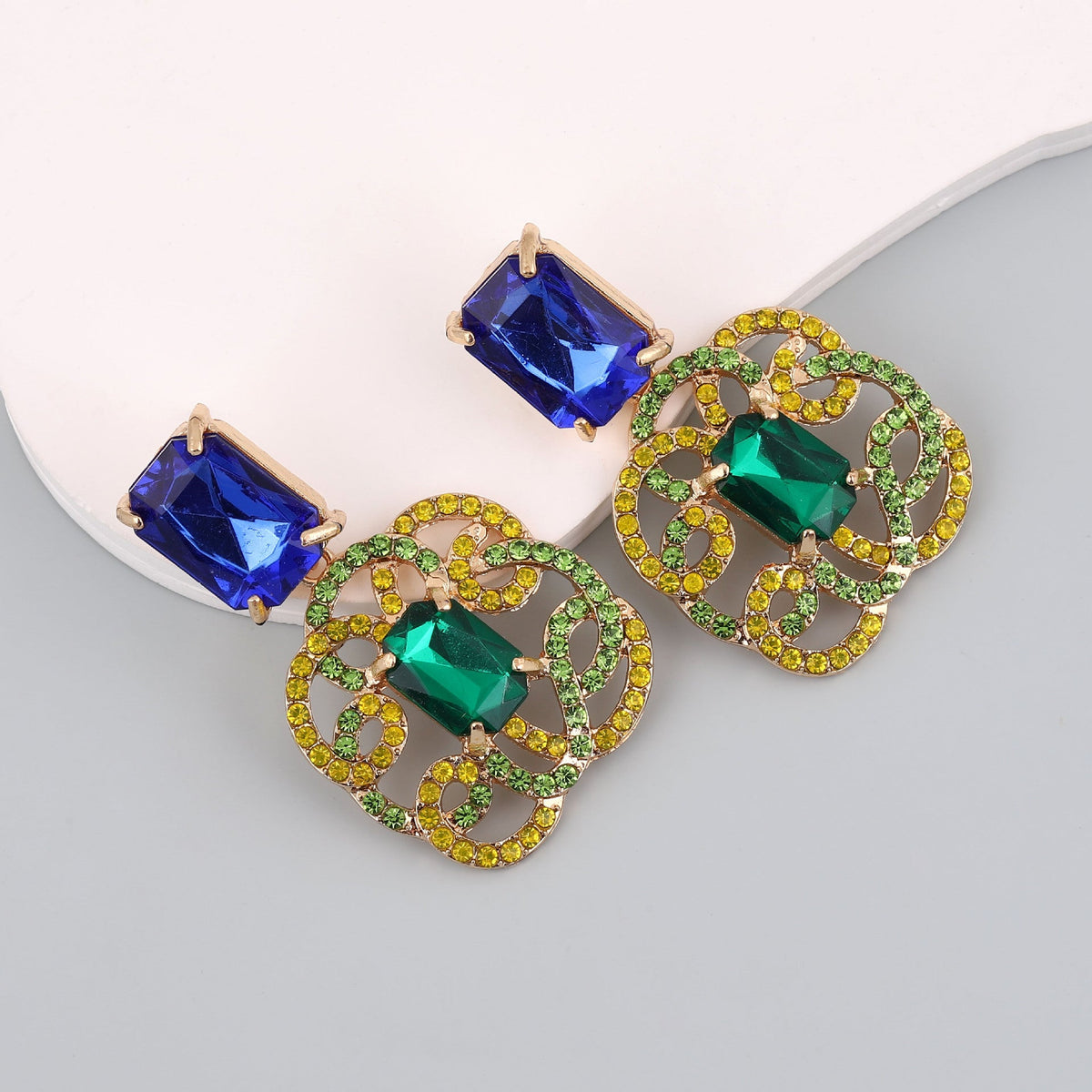 Classic Earring with Timeless Appeal