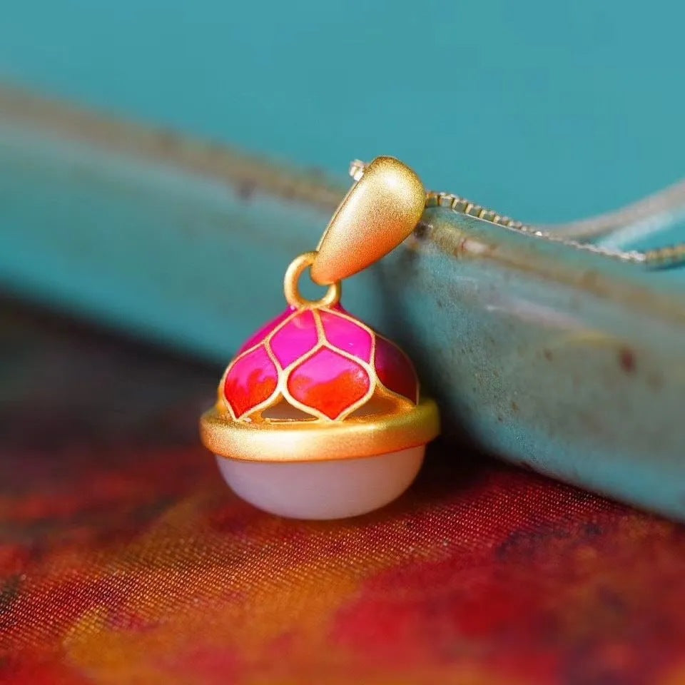 Stunning Gold Necklace for Daily Wear