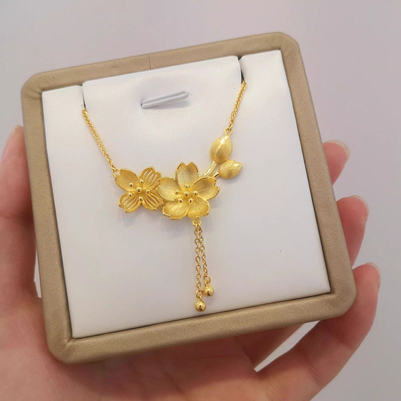 Elegant Gold Necklace for Every Occasion