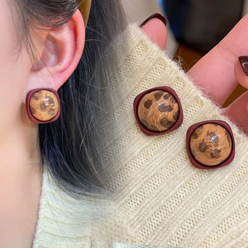 Stunning Earring for Daily Wear