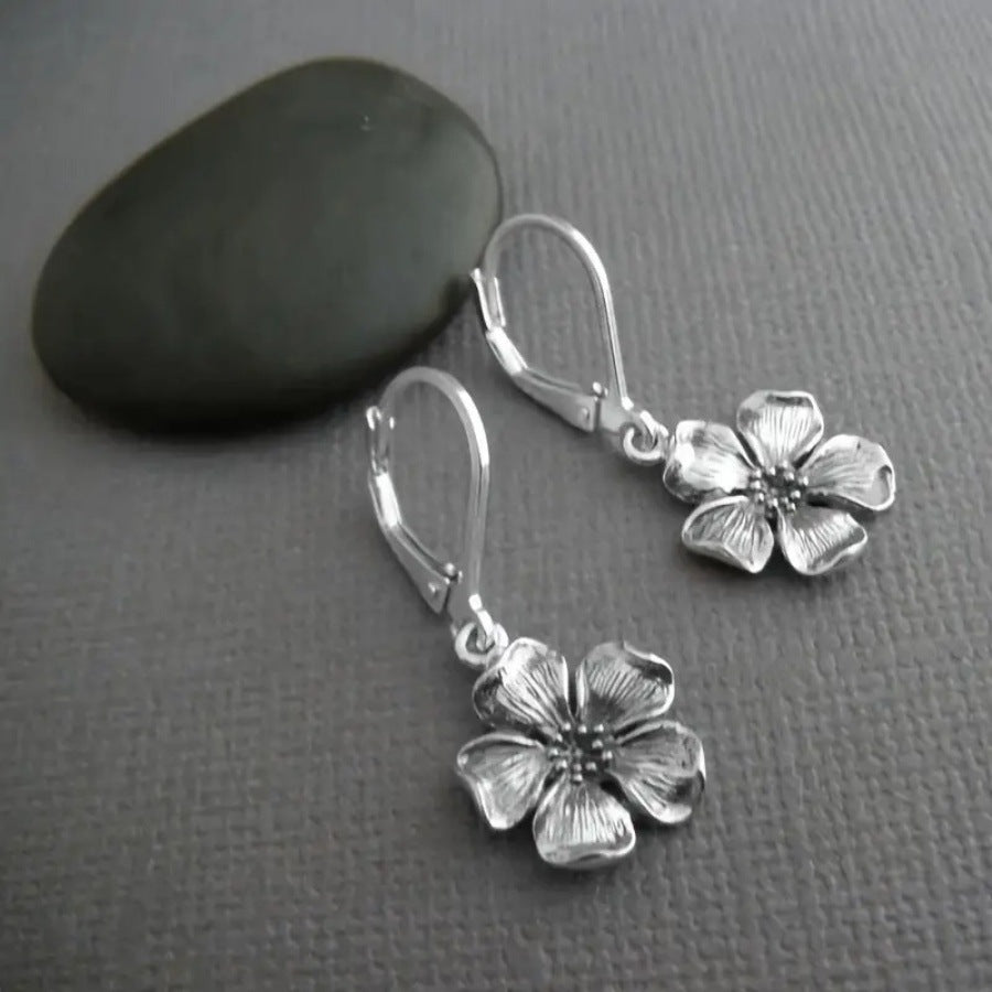 Stunning Earring for Daily Wear