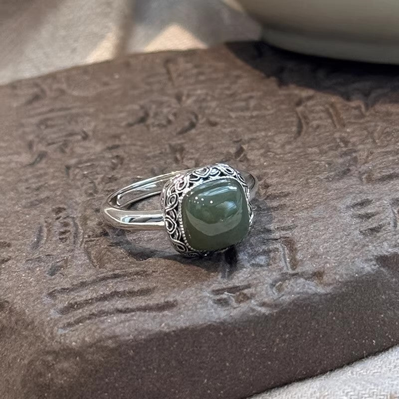 Elegant Piece for Every Occasion