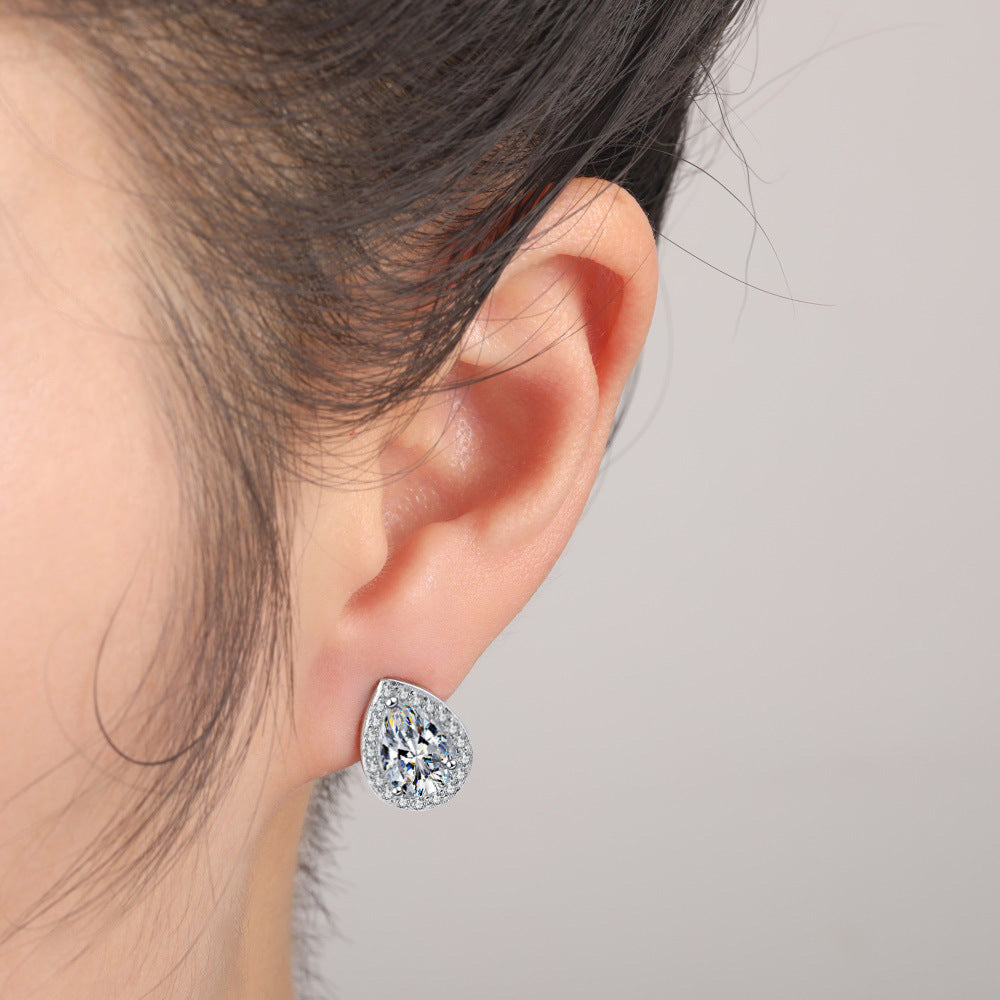 Charming Earring for Any Occasion
