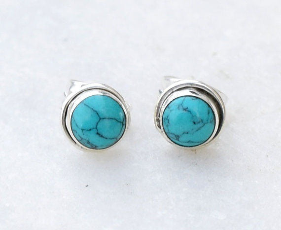 Classic Silver Earring with Timeless Appeal