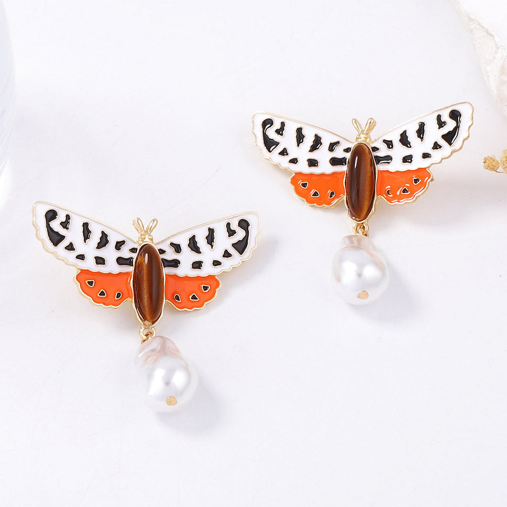 Charming Piece for Any Occasion
