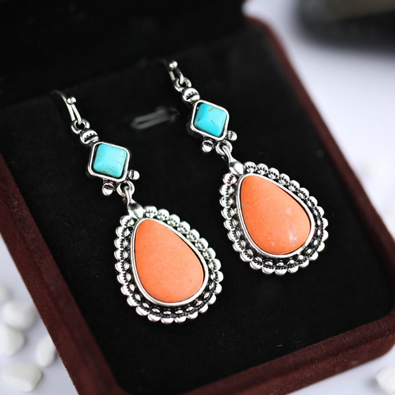 Romantic Silver Earring for Special Moments