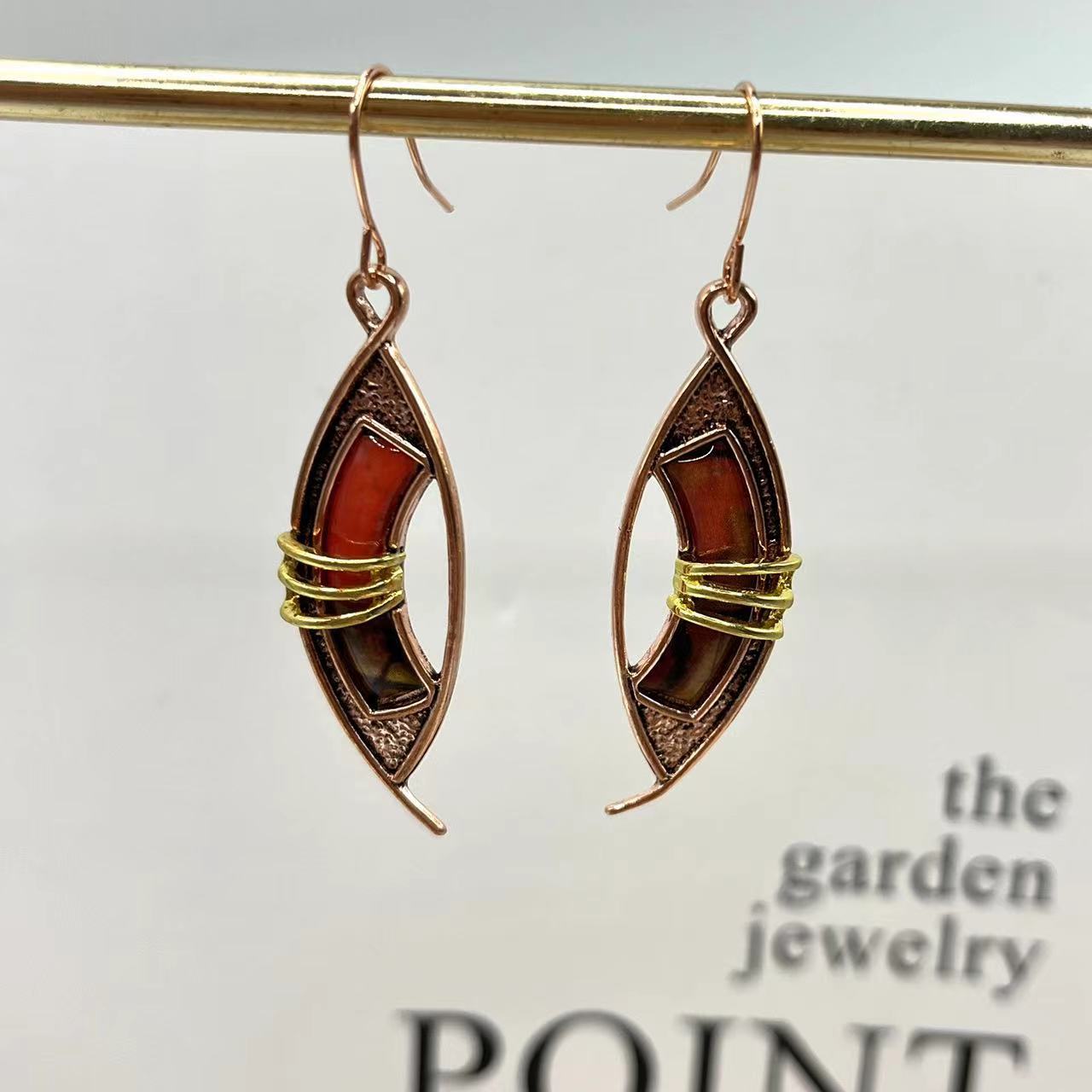 Classic Earring with Timeless Appeal