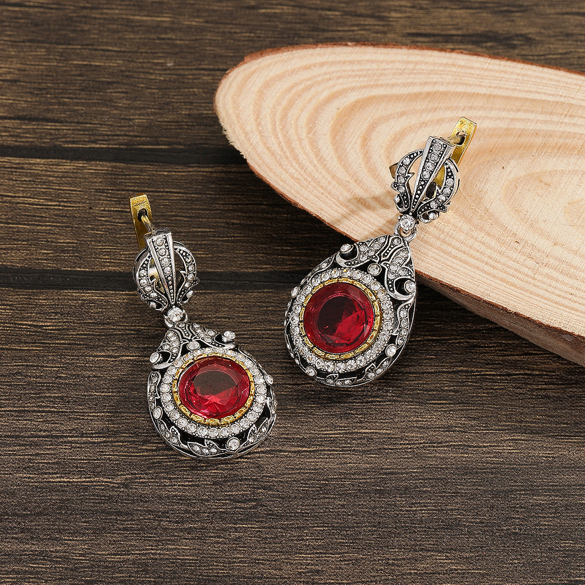 Vintage Handmade Earring