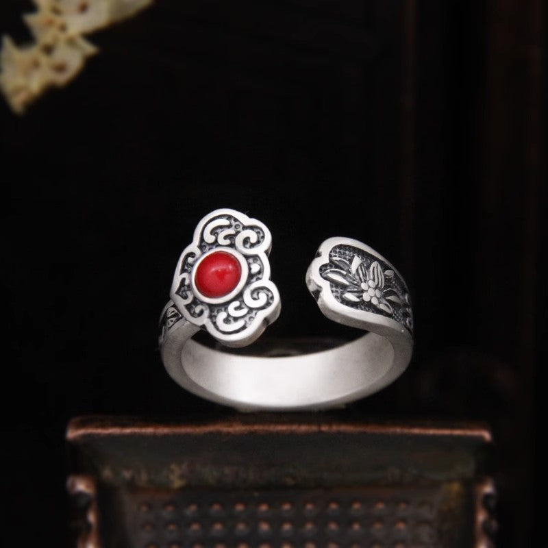 Elegant Silver Ring for Every Occasion