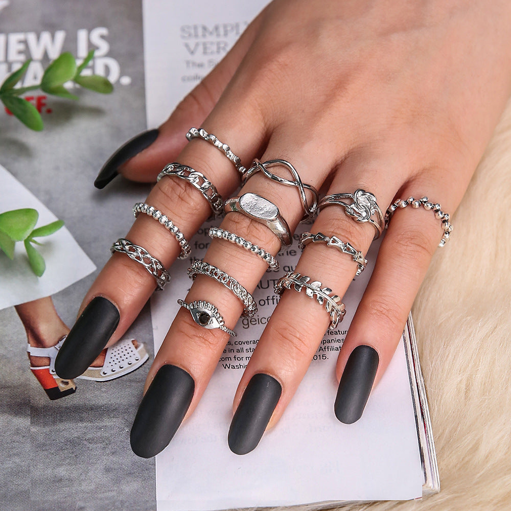 Classic Chain with Timeless Appeal