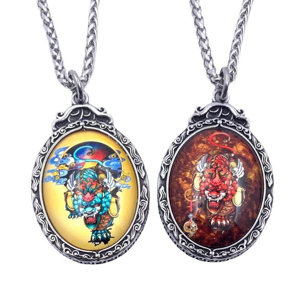 Charming Pendant for Any Occasion