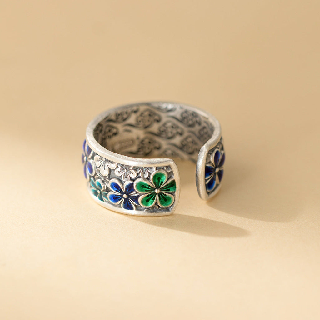 Beautiful Ring with Unique Style