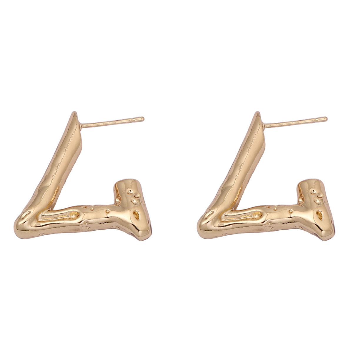 Romantic Gold Earring for Special Moments