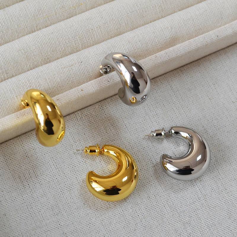 Stunning Gold Earring for Daily Wear