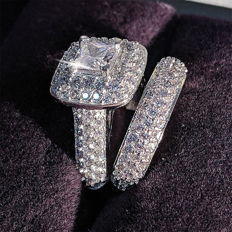 Classic Silver Ring with Timeless Appeal