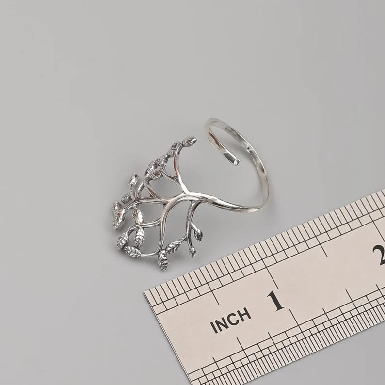 Classic Ring with Timeless Appeal