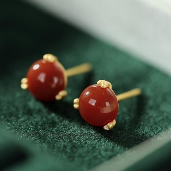Classic Silver Earring with Timeless Appeal