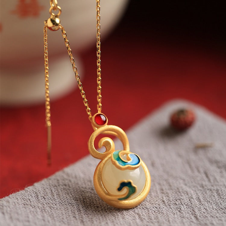 Elegant Silver Necklace for Every Occasion