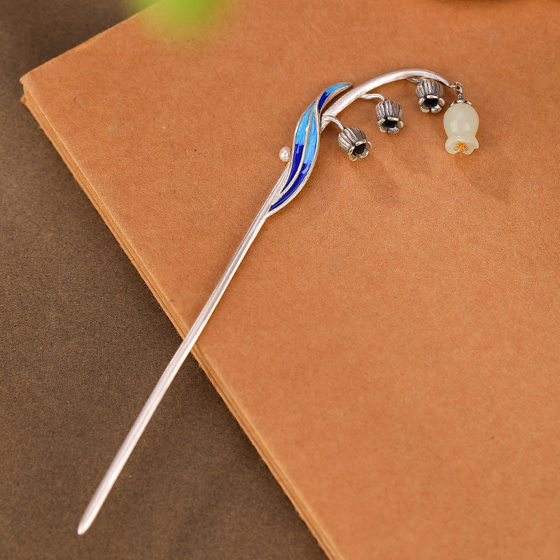 Charming Silver Piece for Any Occasion