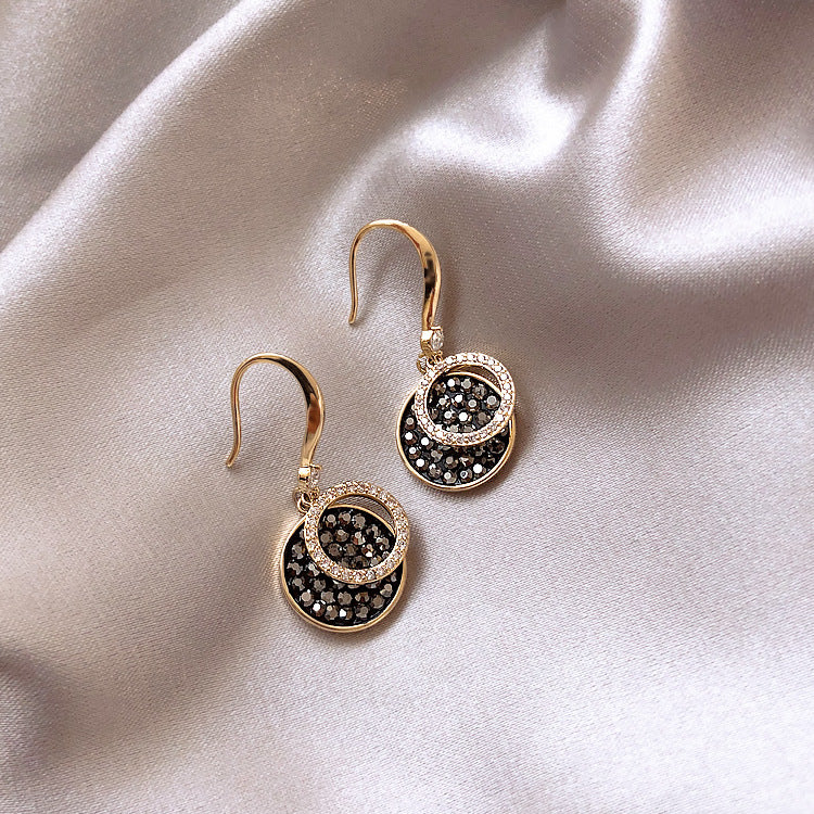 Elegant Earring for Every Occasion