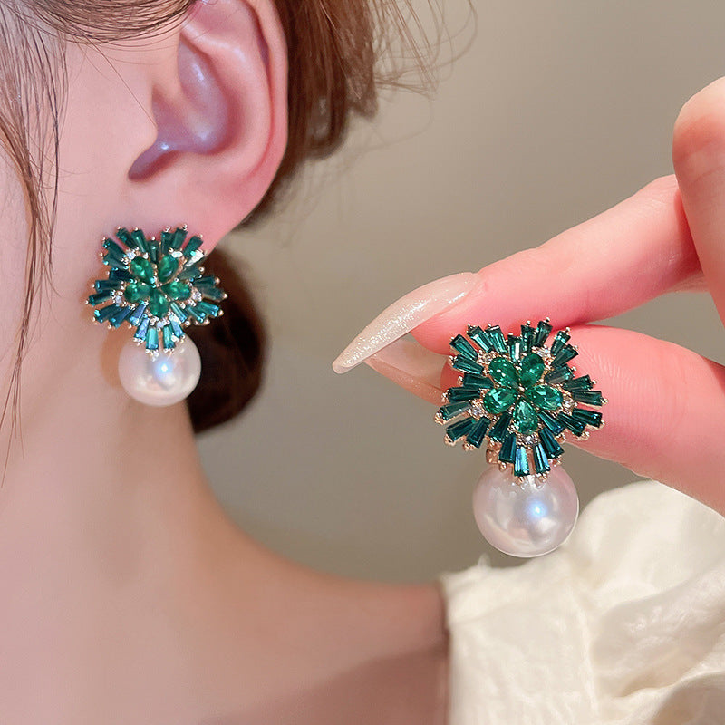 Romantic Pearl Earring for Special Moments
