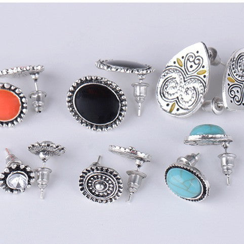 Beautiful Silver Set with Unique Style