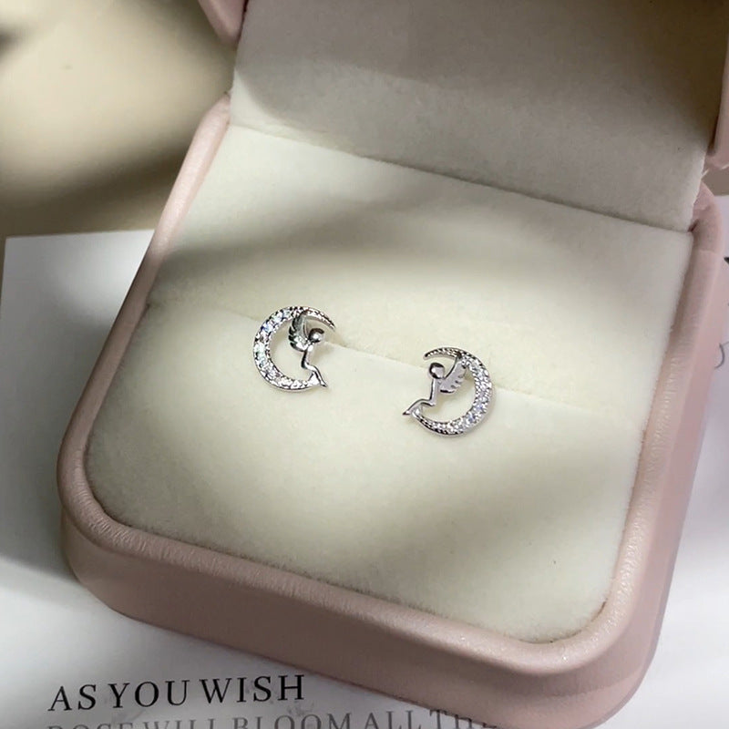 Charming Earring for Any Occasion