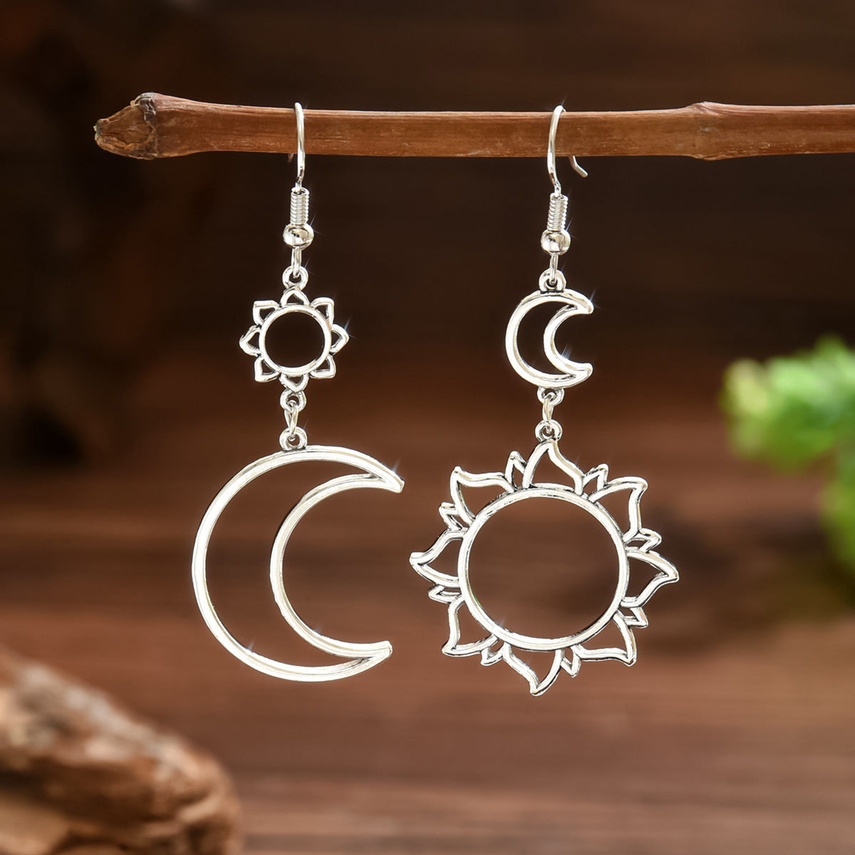 Vintage Handmade Earring