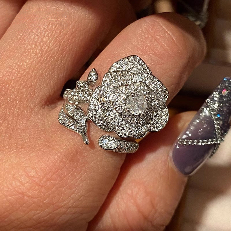 Beautiful Ring with Unique Style