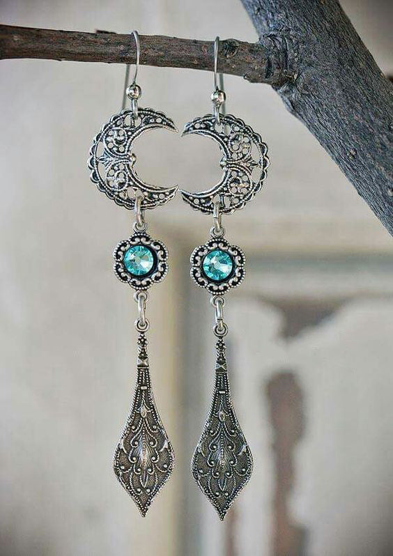 Classic Earring with Timeless Appeal