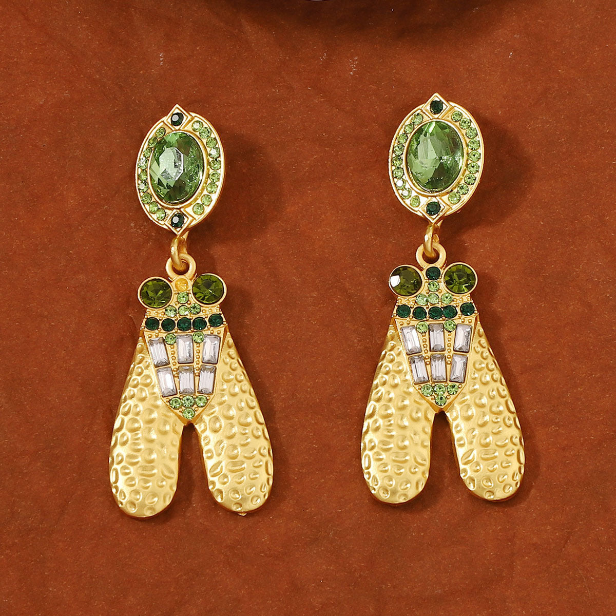 Beautiful Gold Earring with Unique Style