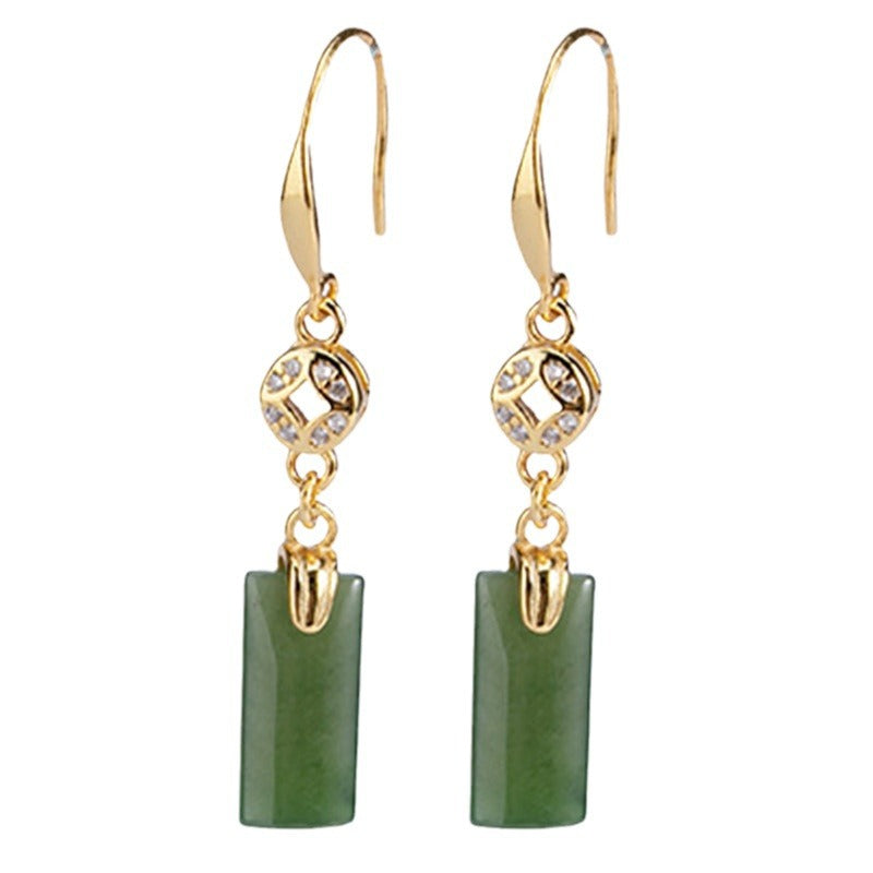 Romantic Silver Earring for Special Moments
