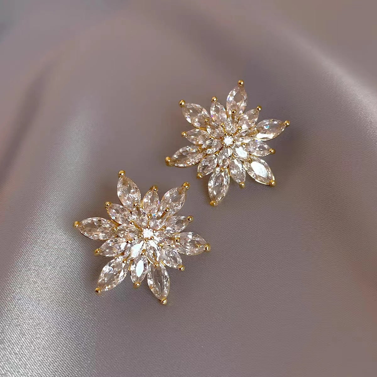 Vintage Handmade Earring