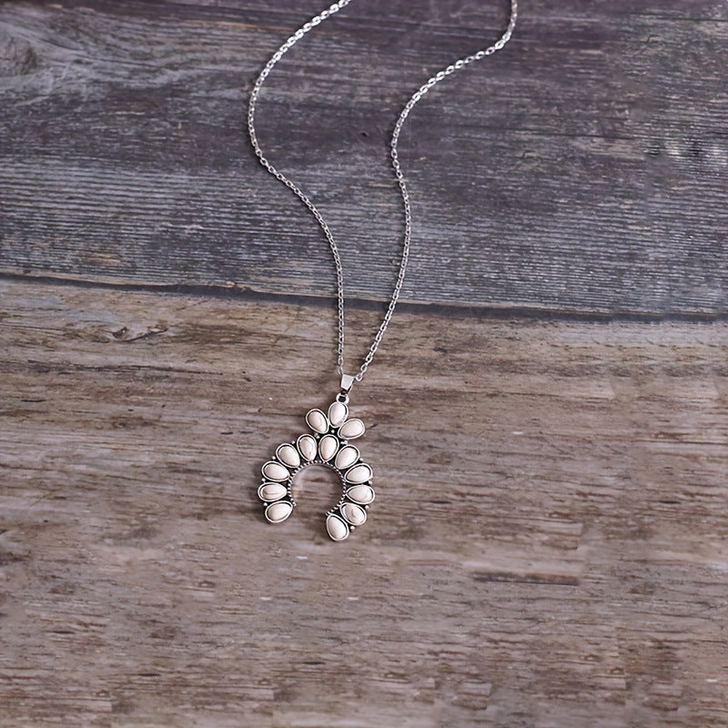 Romantic Necklace for Special Moments