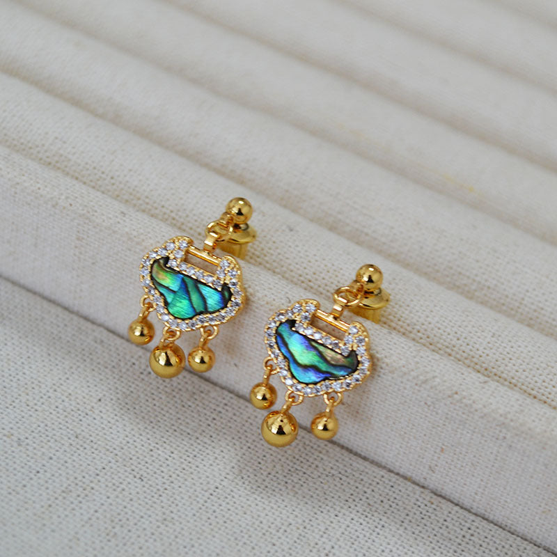 Beautiful Silver Earring with Unique Style