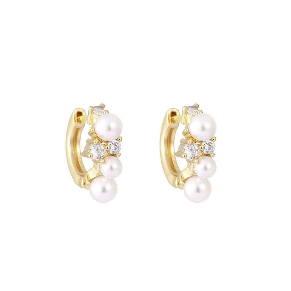 Stunning Pearl Earring for Daily Wear