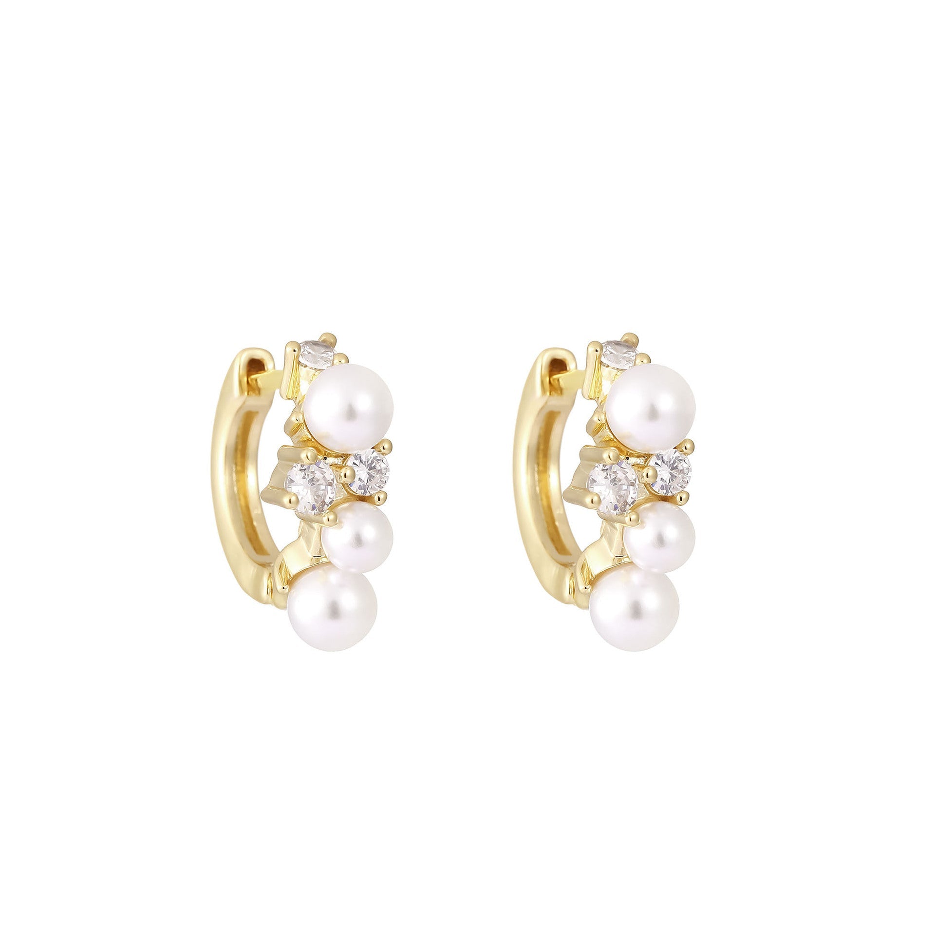 Stunning Pearl Earring for Daily Wear