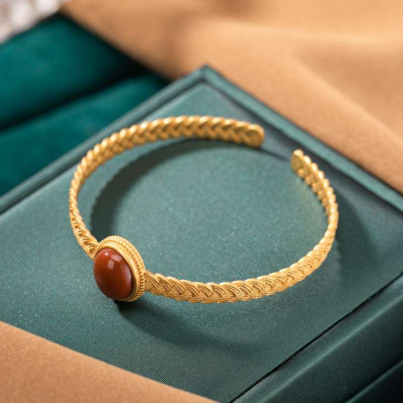 Stunning Gold Bracelet for Daily Wear