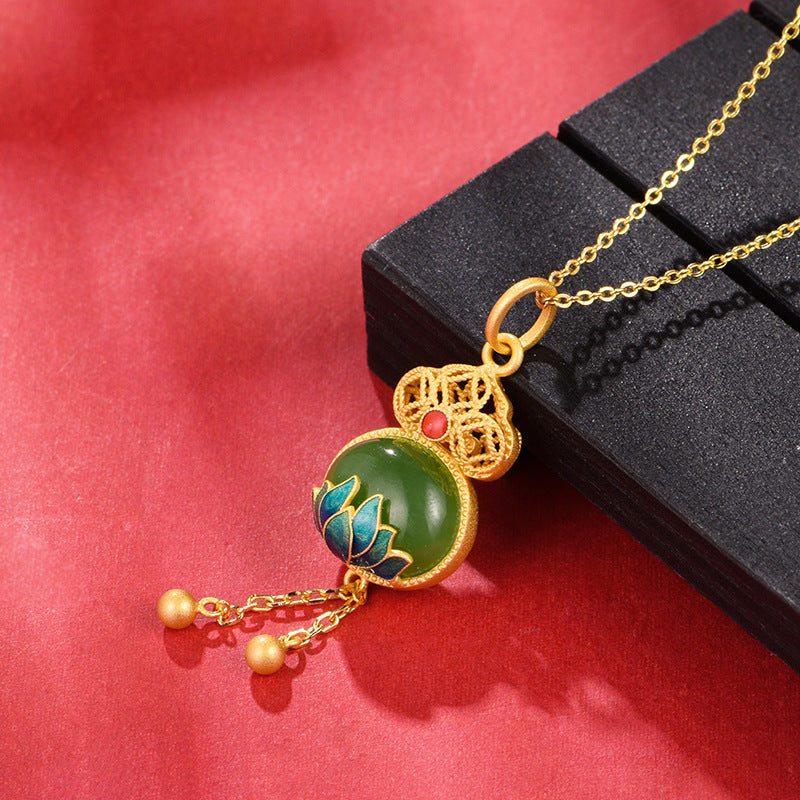 Stunning Gold Necklace for Daily Wear