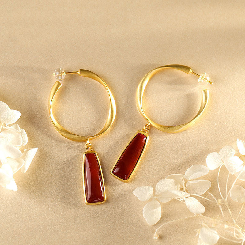 Romantic Silver Earring for Special Moments