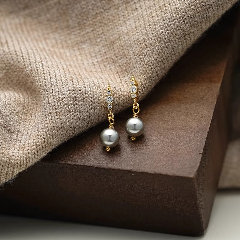 Romantic Pearl Earring for Special Moments