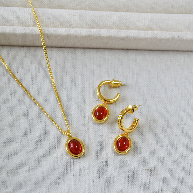 Elegant Gold Necklace for Every Occasion