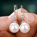 Romantic Pearl Earring for Special Moments