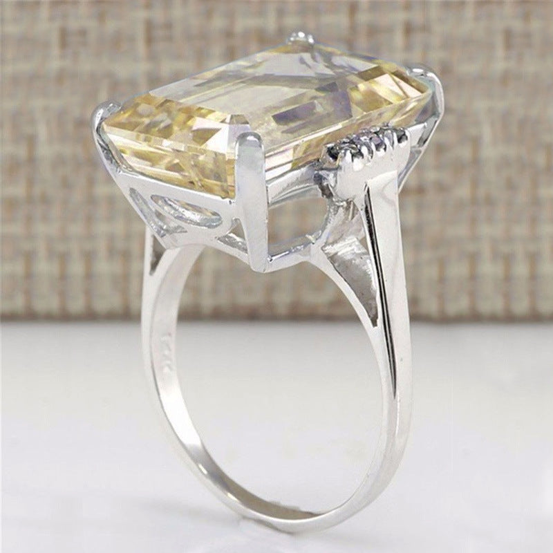 Beautiful Ring with Unique Style