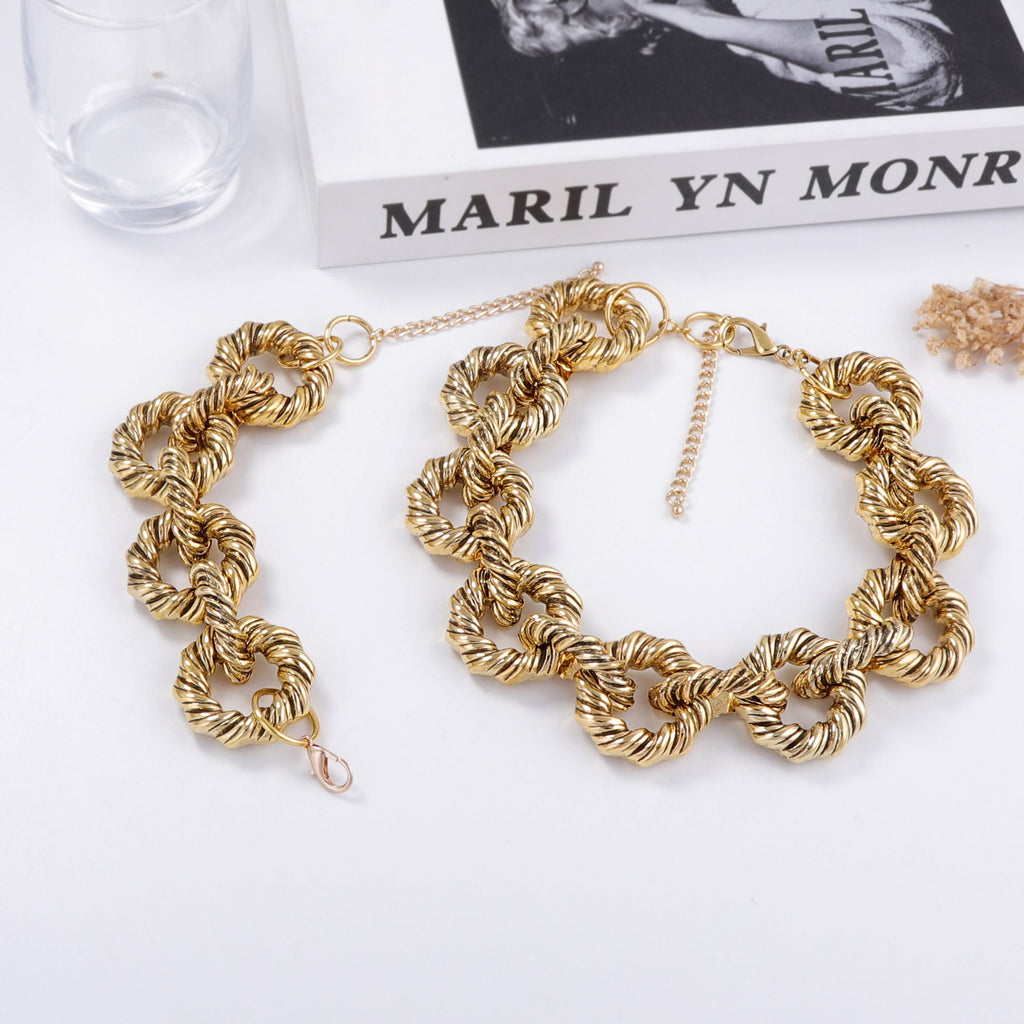 Romantic Necklace for Special Moments